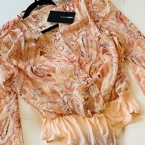 NWT 💎 FASHION NOVA 💎 Gorgeous Sheer Bodysuit! 💎 Size Large but fits 4-10 💗